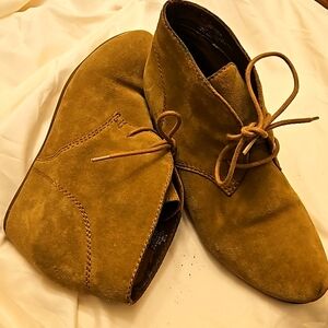 Nine West Shoes Suede Fall Tan brown Lace up Leather 8.5 Comfy wedge heel bootie